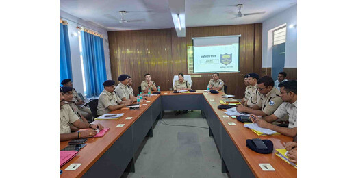 लखीसराय में मासिक अपराध गोष्ठी आयोजित, मामलों के त्वरित निष्पादन पर जोर